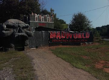 south-carolina/piedmont/attraction/madworld-haunted-attractions