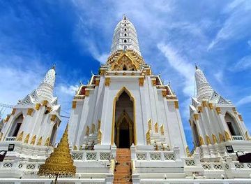 thailand/samut-prakan/attraction/wat-phitchaya-yatikaram-worawihan