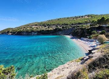 greece/zakynthos/attraction/makris-gialos-beach