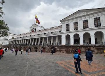 ecuador/quito/attraction/carondelet-palace