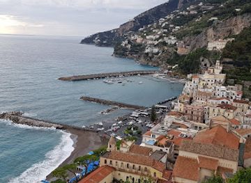 italy/positano/attraction/view-of-the-sorrento-peninsula