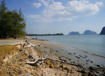 thailand/trang/attraction/hua-hin-beach