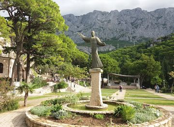 croatia/makarska-riviera/attraction/vepric-shrine-of-our-lady-of-lourdes