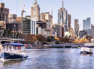 australia/melbourne/attraction/melbourne-boat-hire-yarra-river-cruise-providers