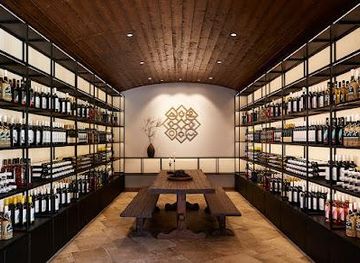 greece/zakynthos/attraction/orealios-gaea-vine-growers-of-robola