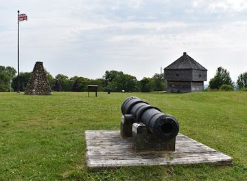 canada/maritimes/attraction/fort-edward-national-historic-site