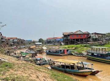 cambodia/siem-reap/attraction/kampong-phluk-village-on-stilts