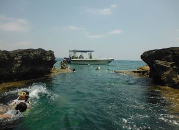 israel/rosh-hanikra/attraction/achziv-sea-reserve