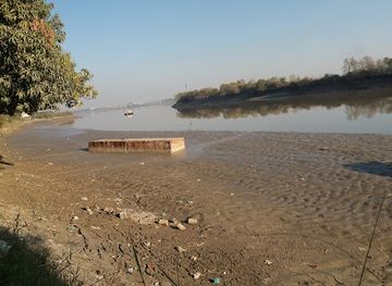 pakistan/sindh/attraction/lab-e-mehran-park