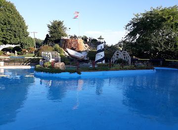 rhode-island/narragansett-bay/attraction/adventureland-family-fun-park