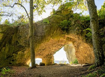 germany/upper-palatinate/attraction/houbirg-hollow-rock