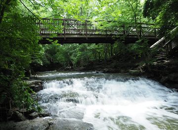ohio/central-ohio/attraction/indian-run-falls