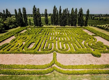 argentina/san-rafael/attraction/borges-labyrinth