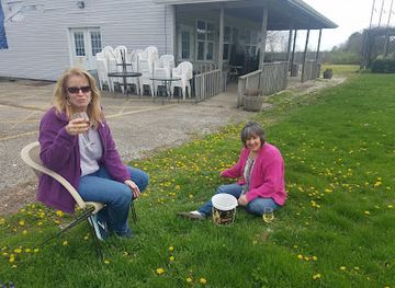 illinois/champaign/attraction/alto-vineyards-champaign