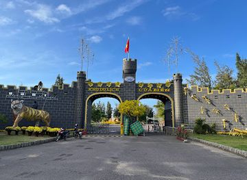 vietnam/quy-nhon/attraction/khu-du-lich-cua-bien-quy-nhon