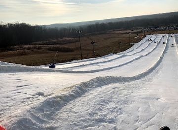 ohio/cuyahoga-valley-national-park/attraction/polar-blast-snow-tubing