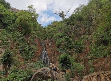 tanzania/ngorongoro-conservation-area/attraction/majengo-waterfalls