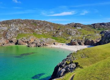 united-kingdom/sutherland/attraction/achmelvich-bay
