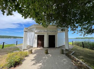 massachusetts/bristol-county/attraction/dighton-rock