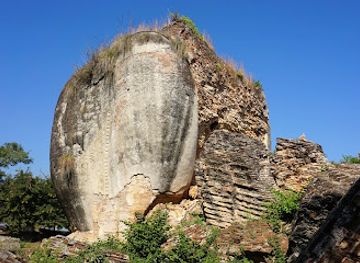 myanmar-burma/mandalay/attraction/lions-of-stone
