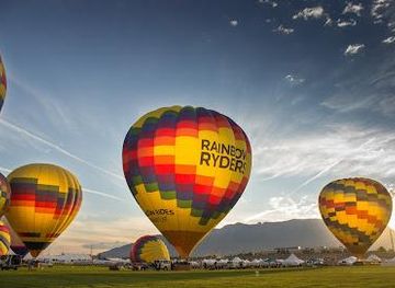 new-mexico/albuquerque/attraction/rainbow-ryders-hot-air-balloon-co