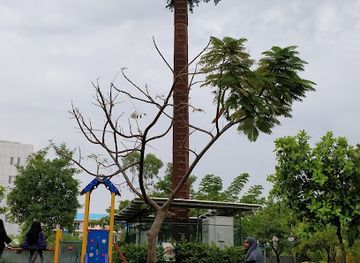 maldives/hulhumale-island/attraction/dhiraagu-antenna-children-s-park