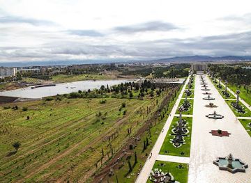 azerbaijan/ganja/attraction/heydr-liyev-parki