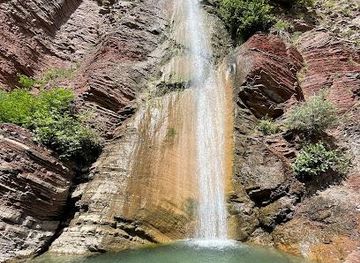 albania/durres/attraction/ujevara-e-shen-gjergjit