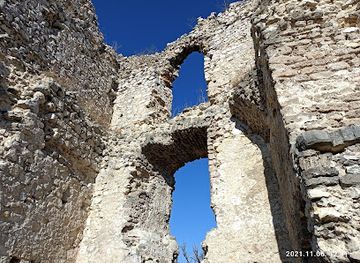 hungary/central-transdanubia/attraction/vitany-castle