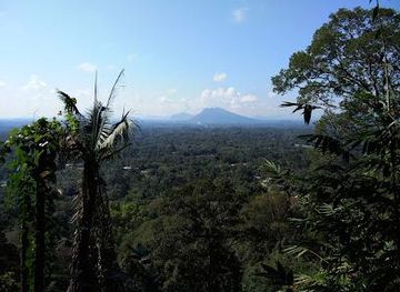 malaysia/kuching/attraction/top-of-mount-singai