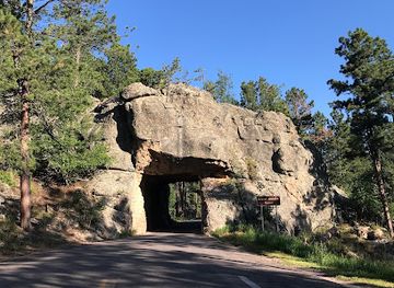 south-dakota/pine-ridge/attraction/scovel-johnson-tunnel