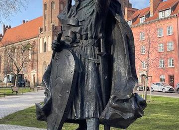 poland/gdansk/attraction/pomnik-swietopelka-ii-w-gdansku