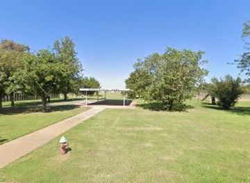 oklahoma/gloss-mountain-state-park/attraction/bicentennial-park