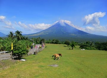 philippines/legazpi/attraction/japanese-tunnel