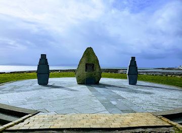 ireland/salthill/attraction/famine-ship-memorial