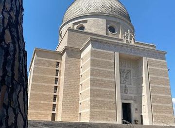 vatican-city/vatican-radio/attraction/basilica-dei-santi-pietro-e-paolo
