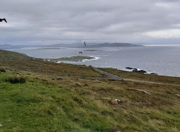 ireland/county-donegal/attraction/aphort-viewing-point-picnic-table