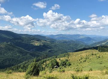 ukraine/svydovets-mountains/attraction/vyzhnytsia-national-park
