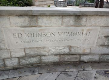 tennessee/chattanooga-riverfront/attraction/ed-johnson-memorial