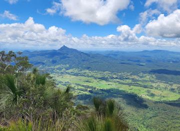 australia/northern-rivers/attraction/pinnacle-walk-and-lookout