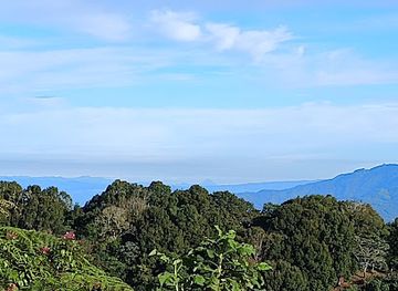 costa-rica/central-valley/attraction/mirador-de-la-cordillera-volcanica-central