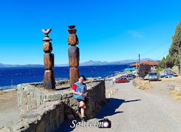 argentina/san-carlos-de-bariloche/attraction/totems-del-nahuel-huapi