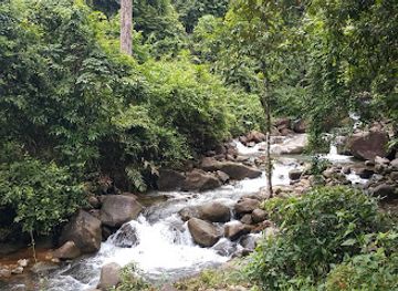 thailand/eastern-thailand/attraction/khlong-narai-waterfall