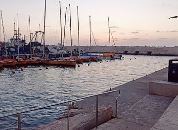 israel/jaffa/attraction/sunset-point-port-pier