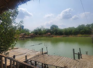cambodia/siem-reap-province/attraction/bamboo-bridge-in-siem-reap
