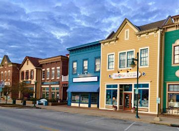 wisconsin/eastern-ridges-and-lowlands/attraction/lakefront-park-pewaukee