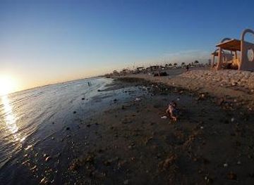 bahrain/saar/attraction/half-moon-beach