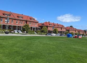 california/san-leandro/attraction/main-parade-lawn