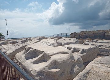 turkiye/aeolis/attraction/apollon-temple