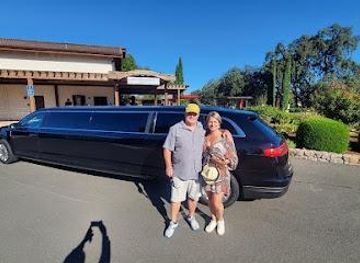 california/martinez/attraction/apex-limousine-transportation-and-wine-tours